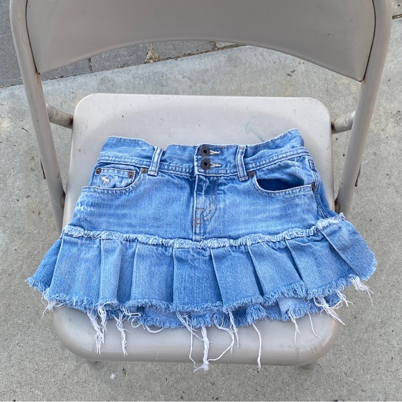 Blue Denim Ruffle Mini Skirt - Picture 2 of 2